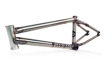 Frame Fit Hango
