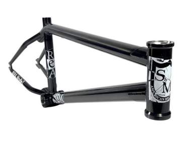 Rahmen S&M REA Levenson Signature