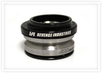 Integrated Headset Revenge black