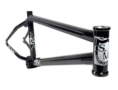 Rahmen S&M REA Levenson Signature